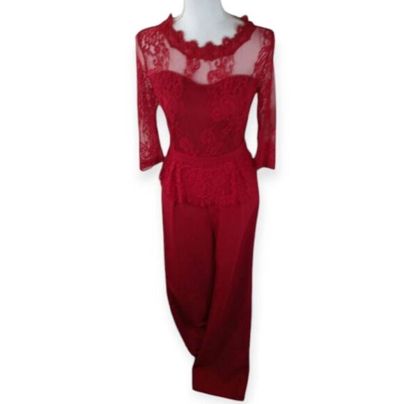 AMAZON RED LACE BODICE JUMPSUIT SZ.S EUC. - Picture 2 of 8